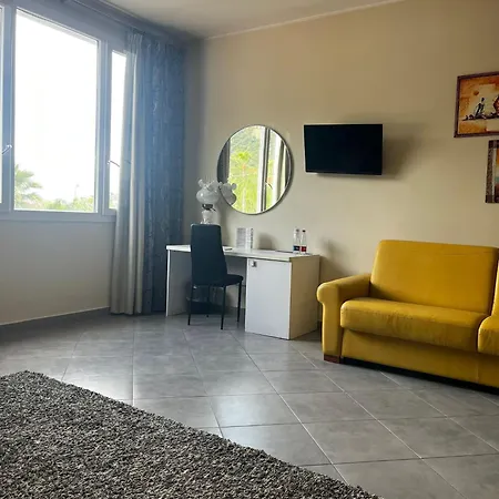 Hotel Saturday 4*