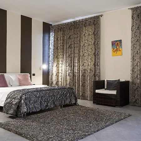 Hotel Saturday Palma Campania