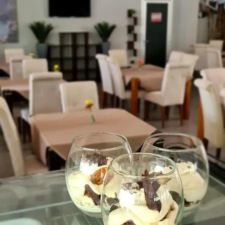 Hotel Saturday Palma Campania