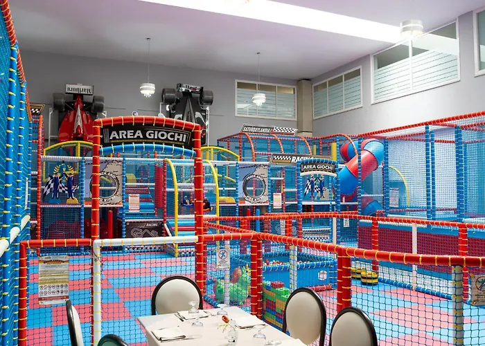 Saturday Отель 4*